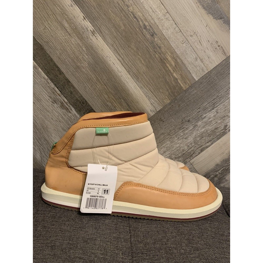 Sanuk Puff N Chill Malia Womens Size 11 Beige Warm Sidewalk Surf Boots New NWT